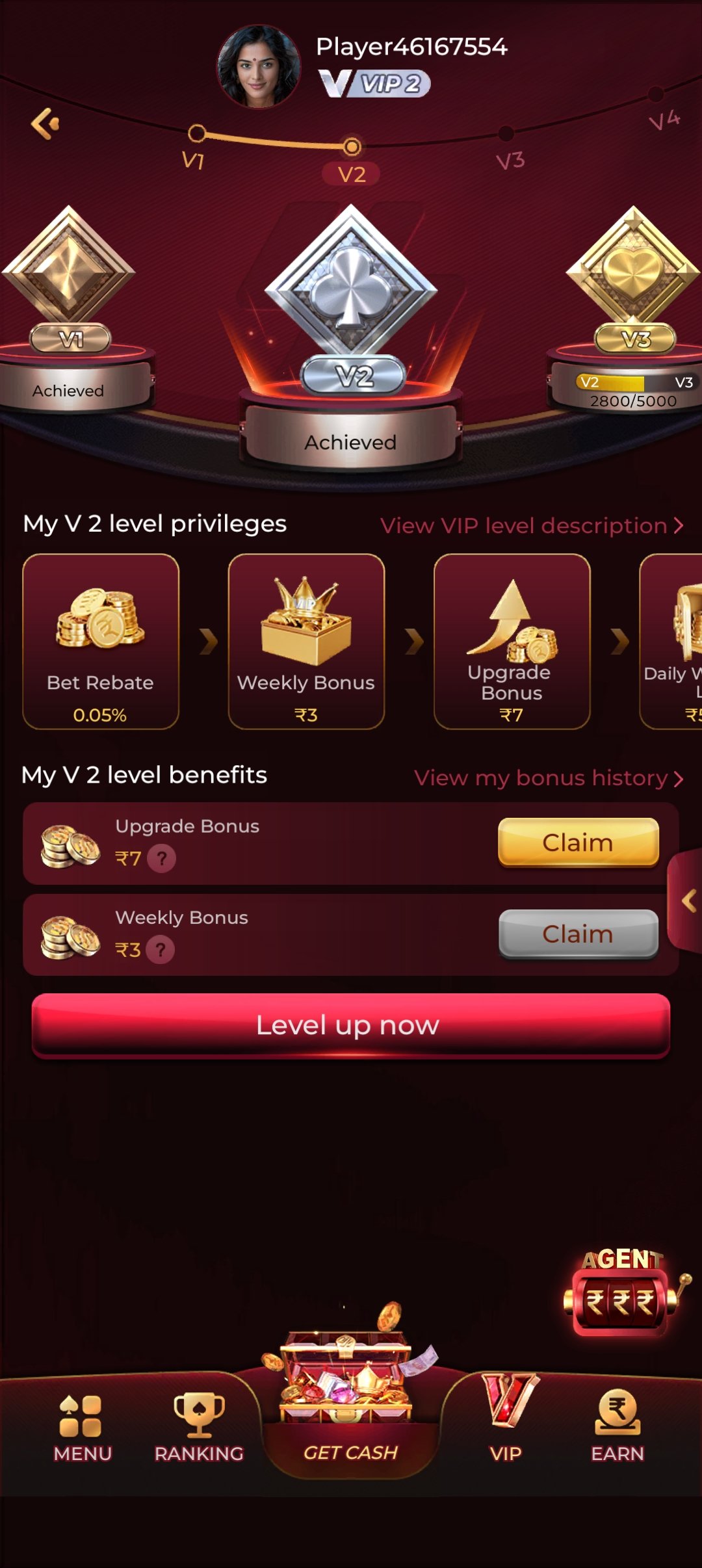 is7 Game VIP levels screen showing player privileges and upgrade bonuses